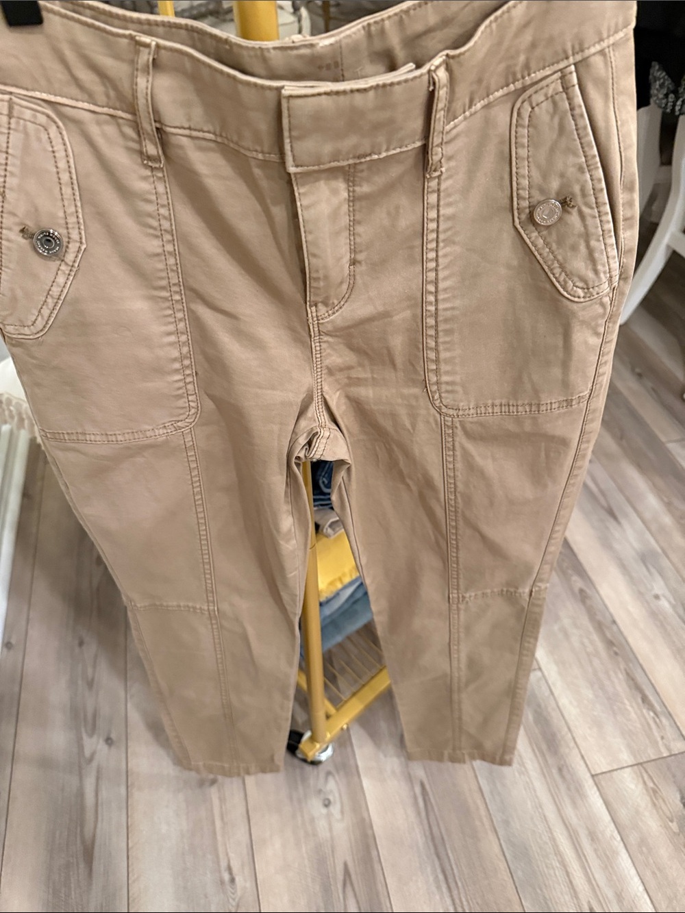 White House Black Market Beige Straight-Leg Utility Pants Pret-AT - Picture 7 of 9